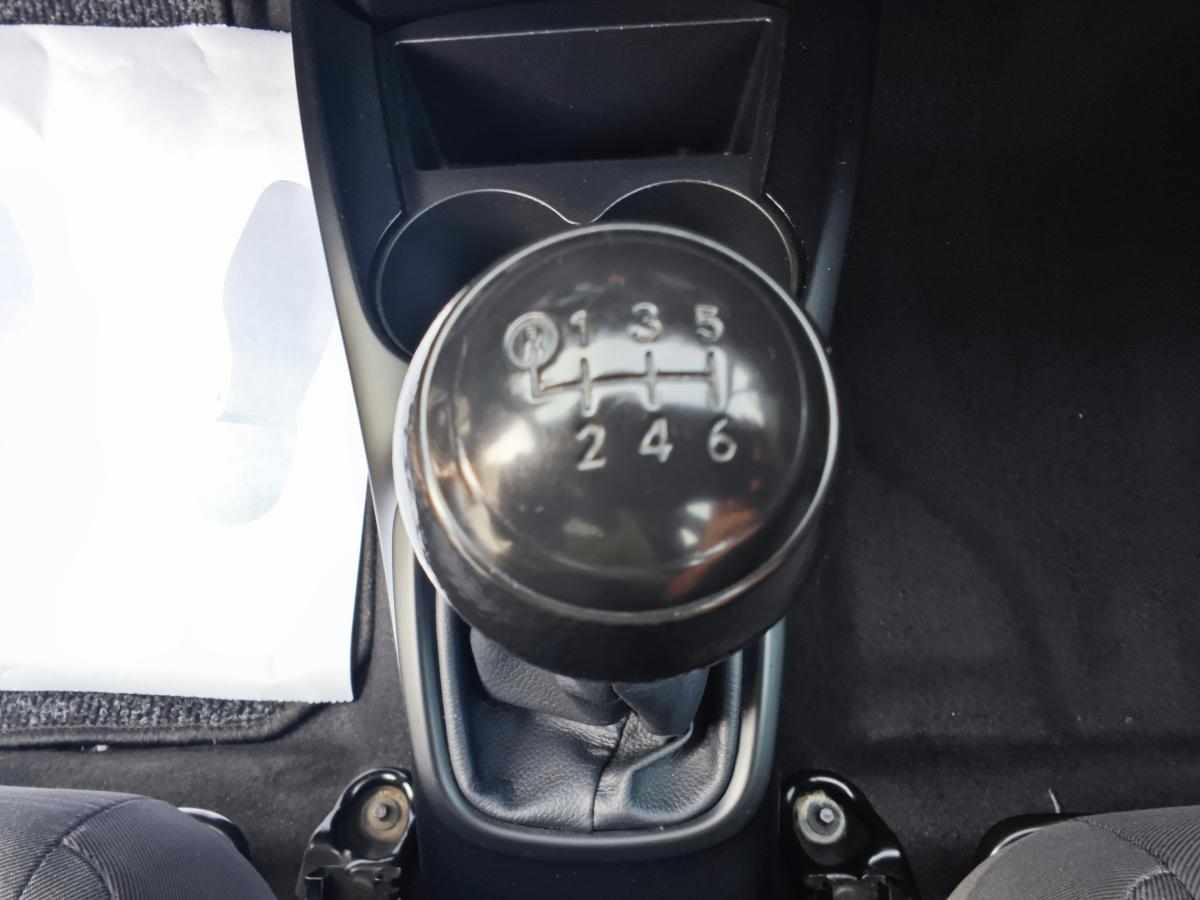 toyota-yaris-1-4-d-4d-2015-diesel-1364cc