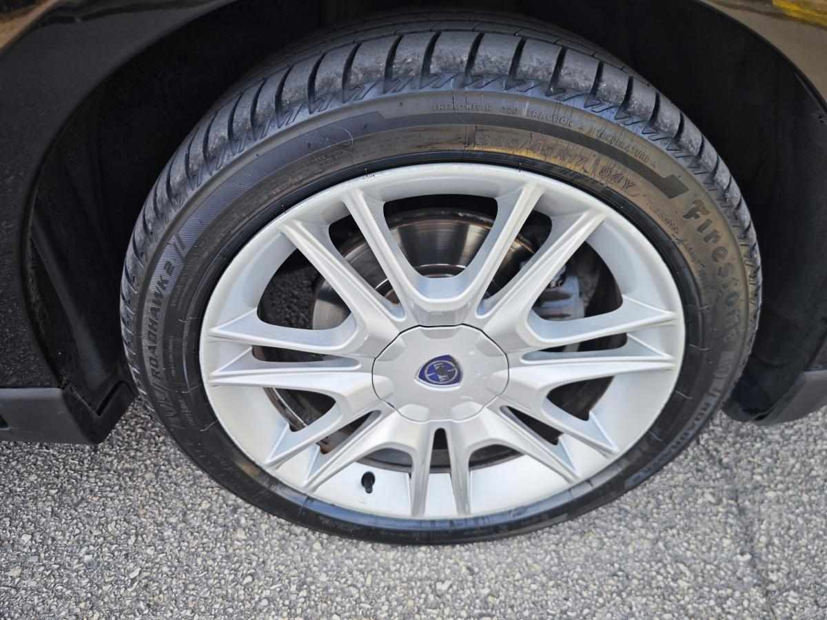 lancia-delta-1-6-2011-diesel-1598cc