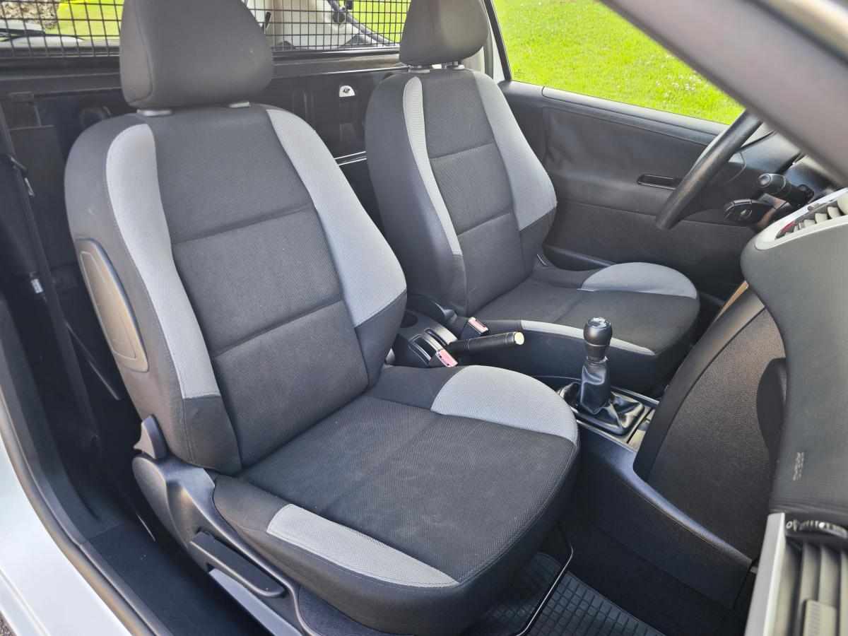 peugeot-207-1-4-hdi-2009-diesel-1398cc