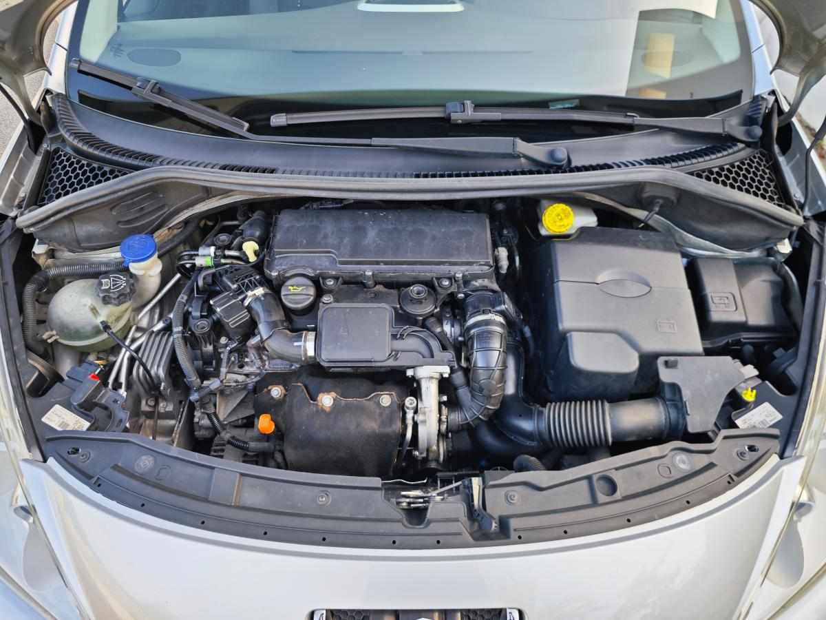 peugeot-207-1-4-hdi-2009-diesel-1398cc