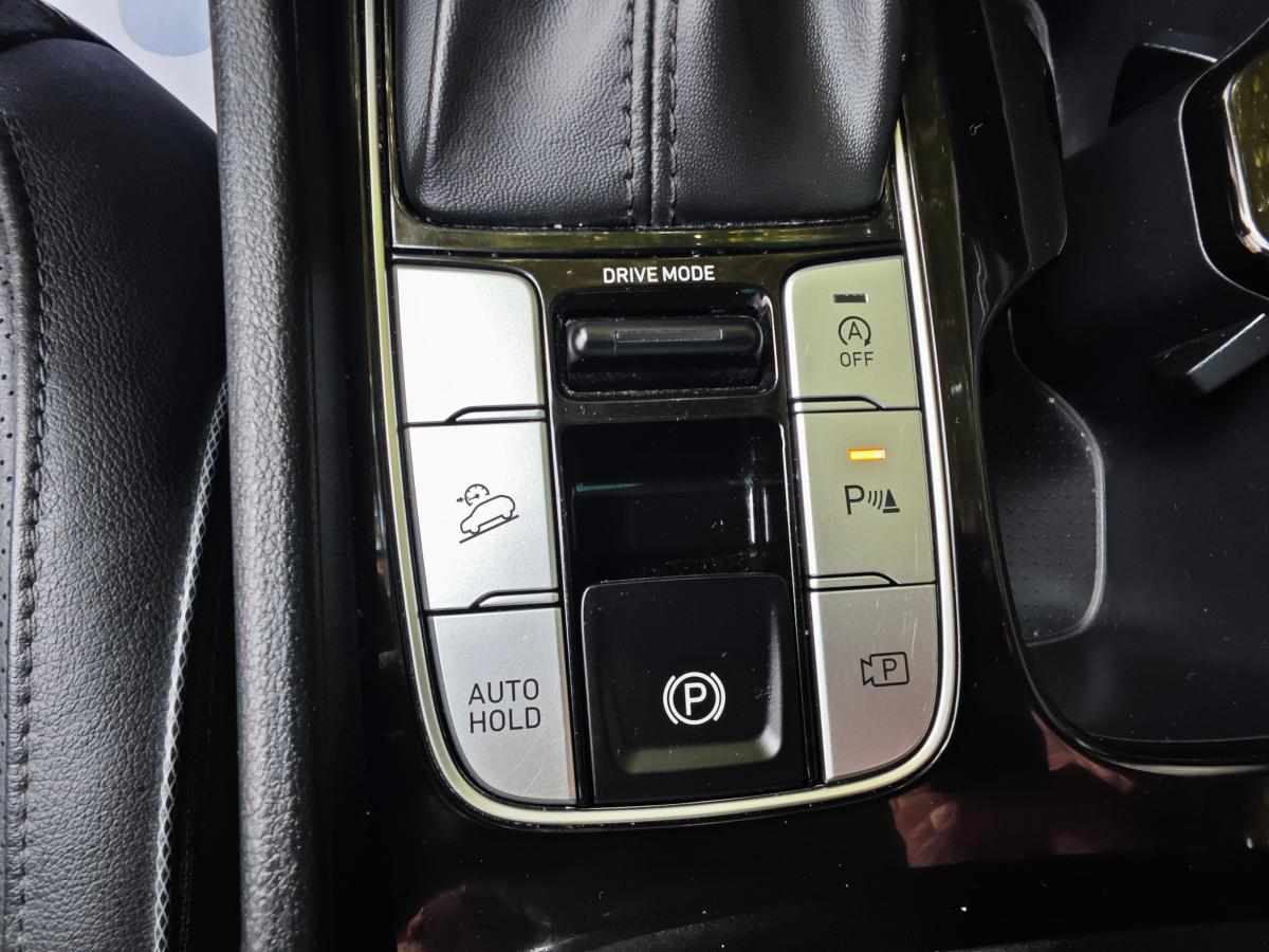 hyundai-tucson-1-6-crdi-2021-diesel-1598cc