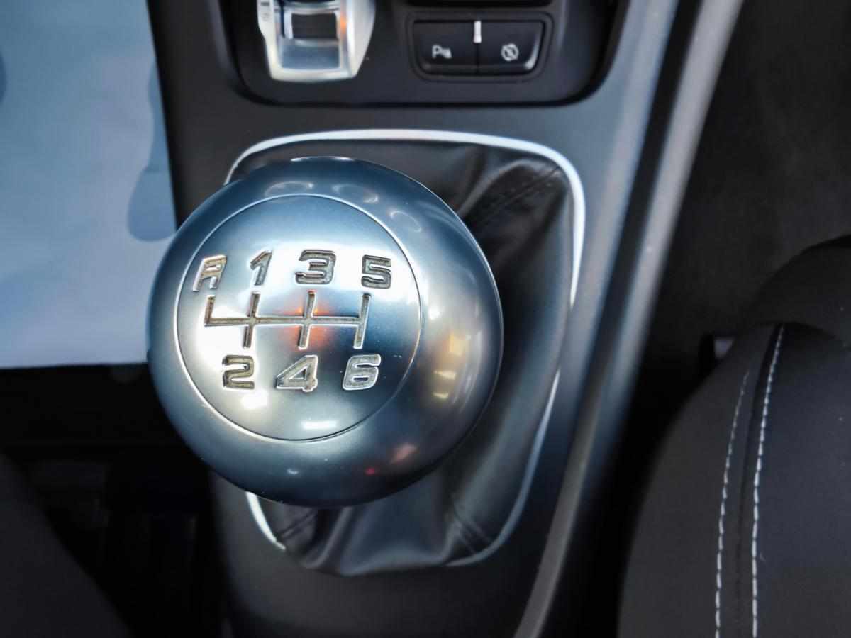 alfa-romeo-giulietta-1-6-jtdm-16v-2018-diesel-1598cc