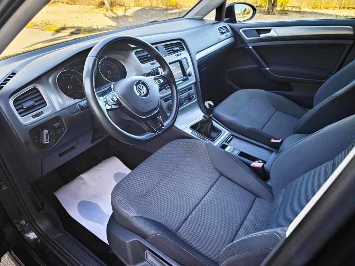 volkswagen-golf-1-6-tdi-bluemotion-2015-diesel-1598cc