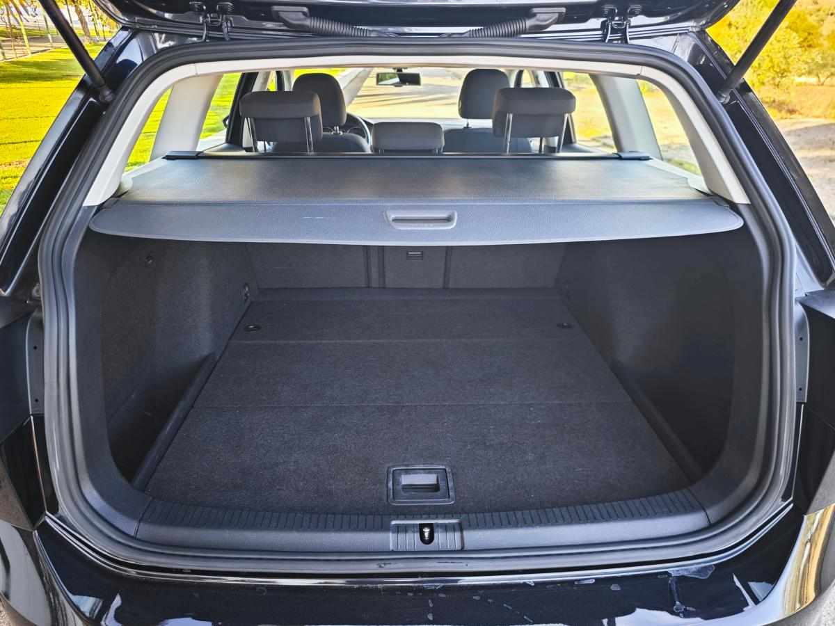 volkswagen-golf-1-6-tdi-bluemotion-2015-diesel-1598cc
