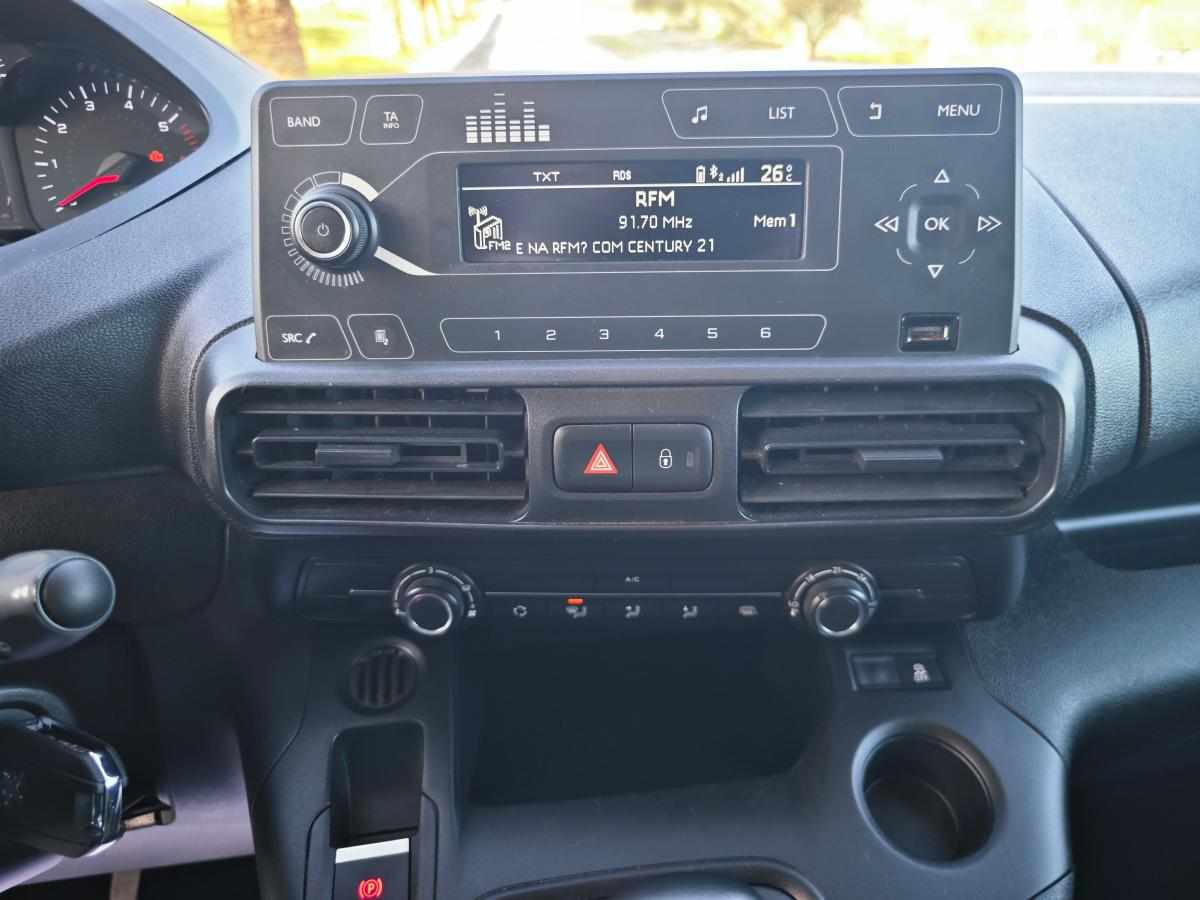 peugeot-partner-1-5-102cv-2022-diesel-1499cc