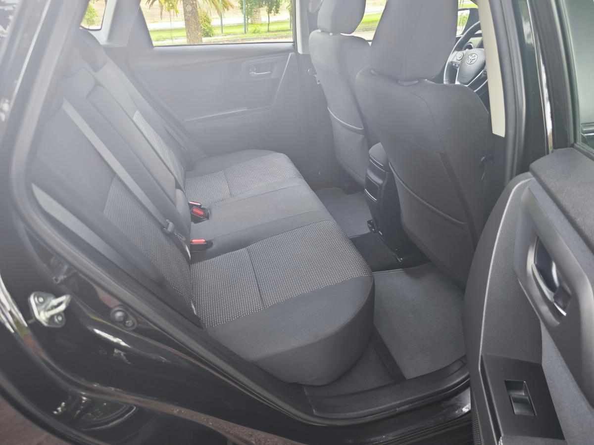 toyota-auris-1-33-dual-vvt-i-2013-gasolina-1329cc