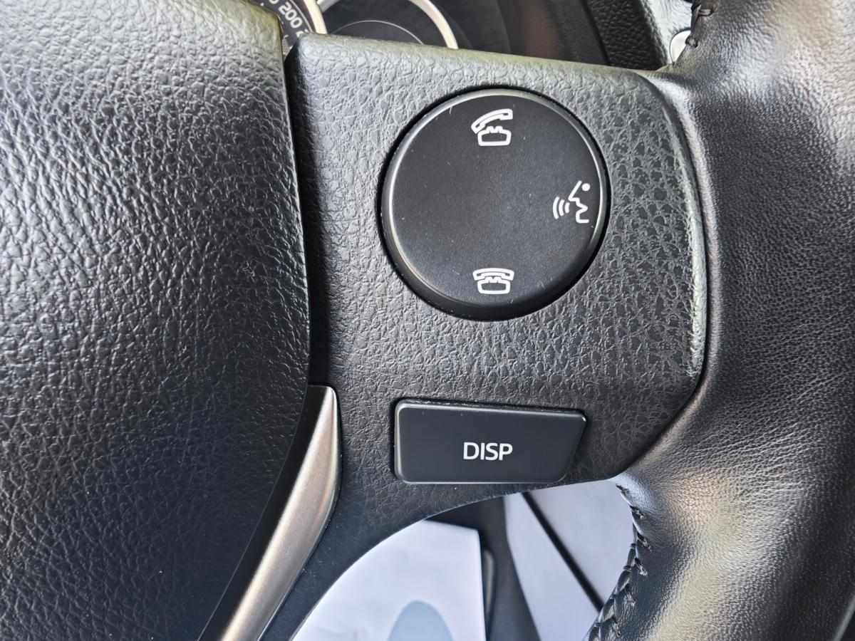 toyota-auris-1-33-dual-vvt-i-2013-gasolina-1329cc
