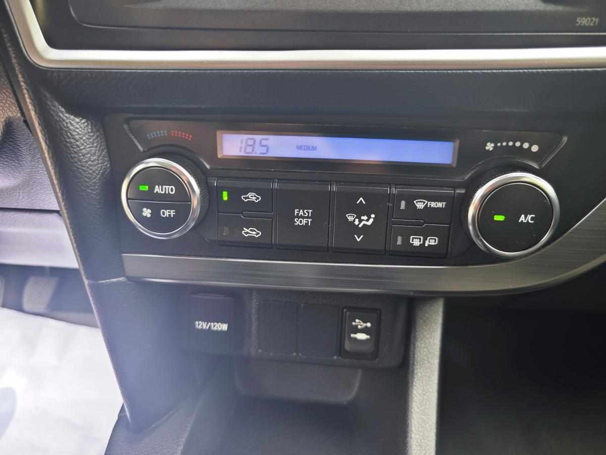 toyota-auris-1-33-dual-vvt-i-2013-gasolina-1329cc