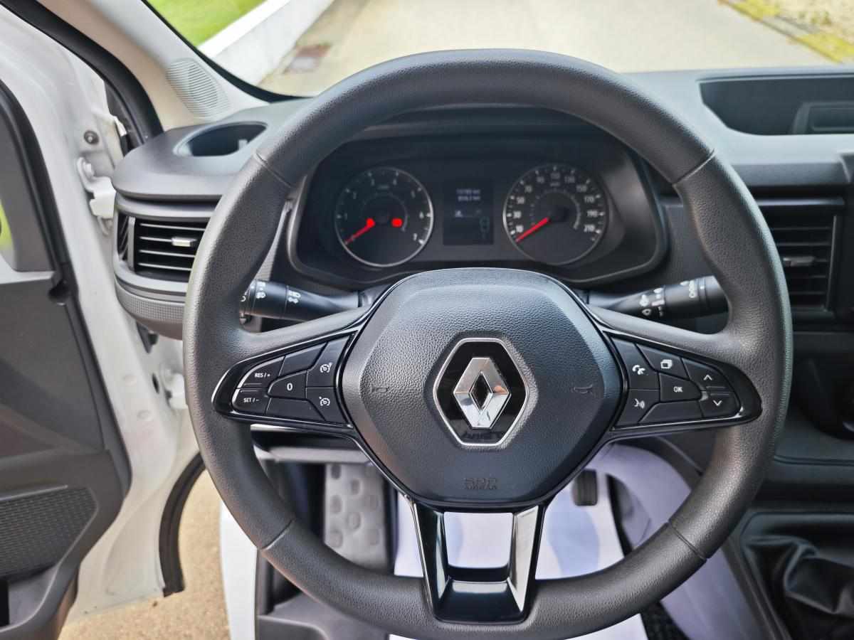 renault-trafic-2-0-131cv-2023-diesel-1997cc