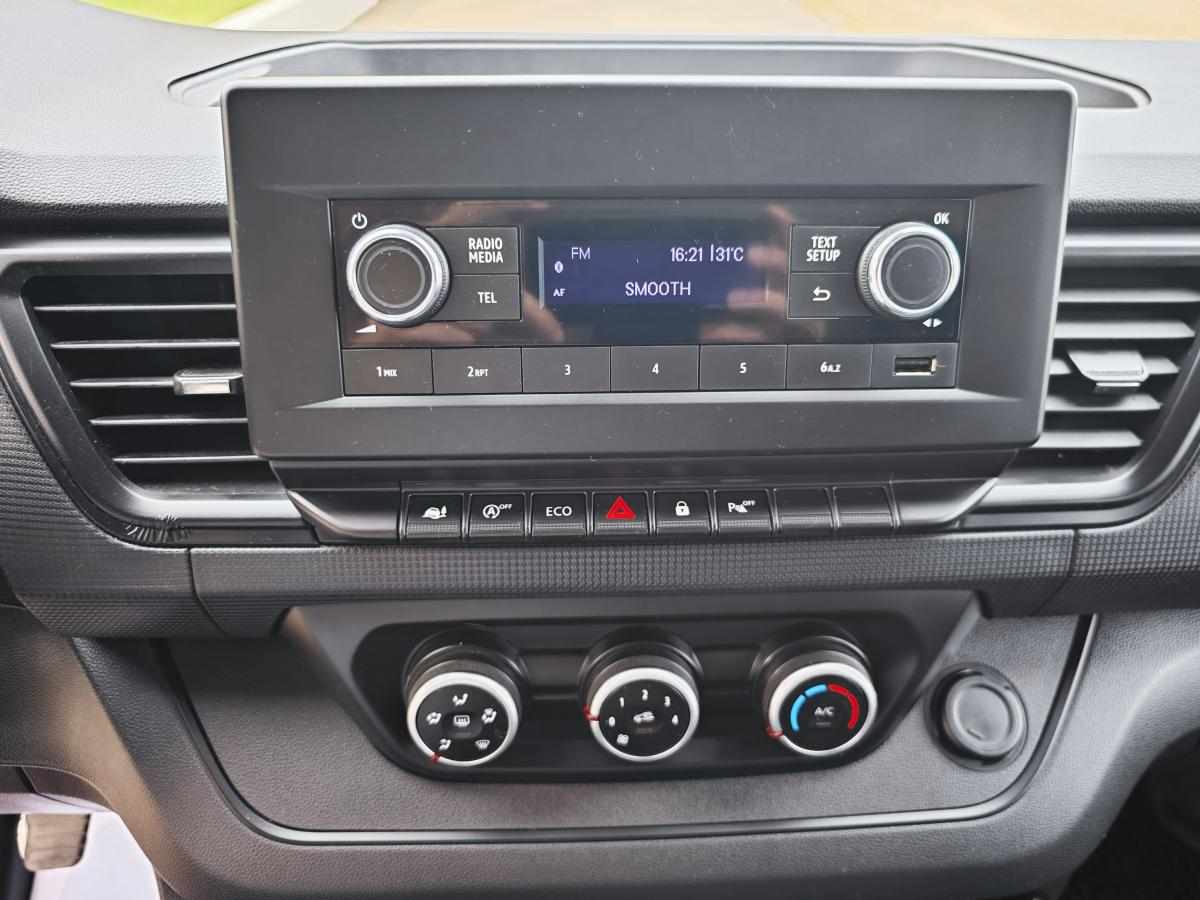 renault-trafic-2-0-131cv-2023-diesel-1997cc