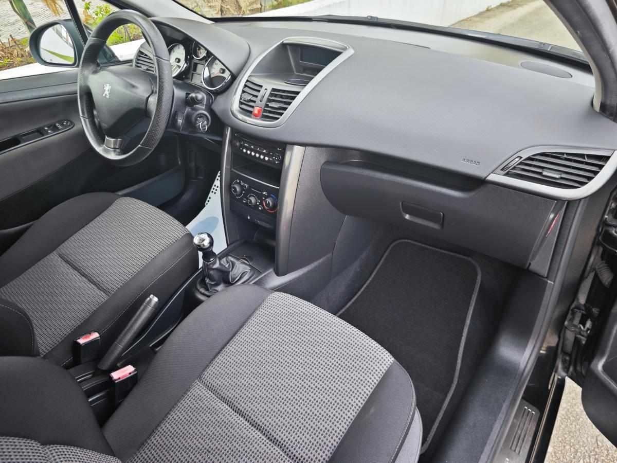 peugeot-207-1-4-vti-2011-gasolina-1397cc