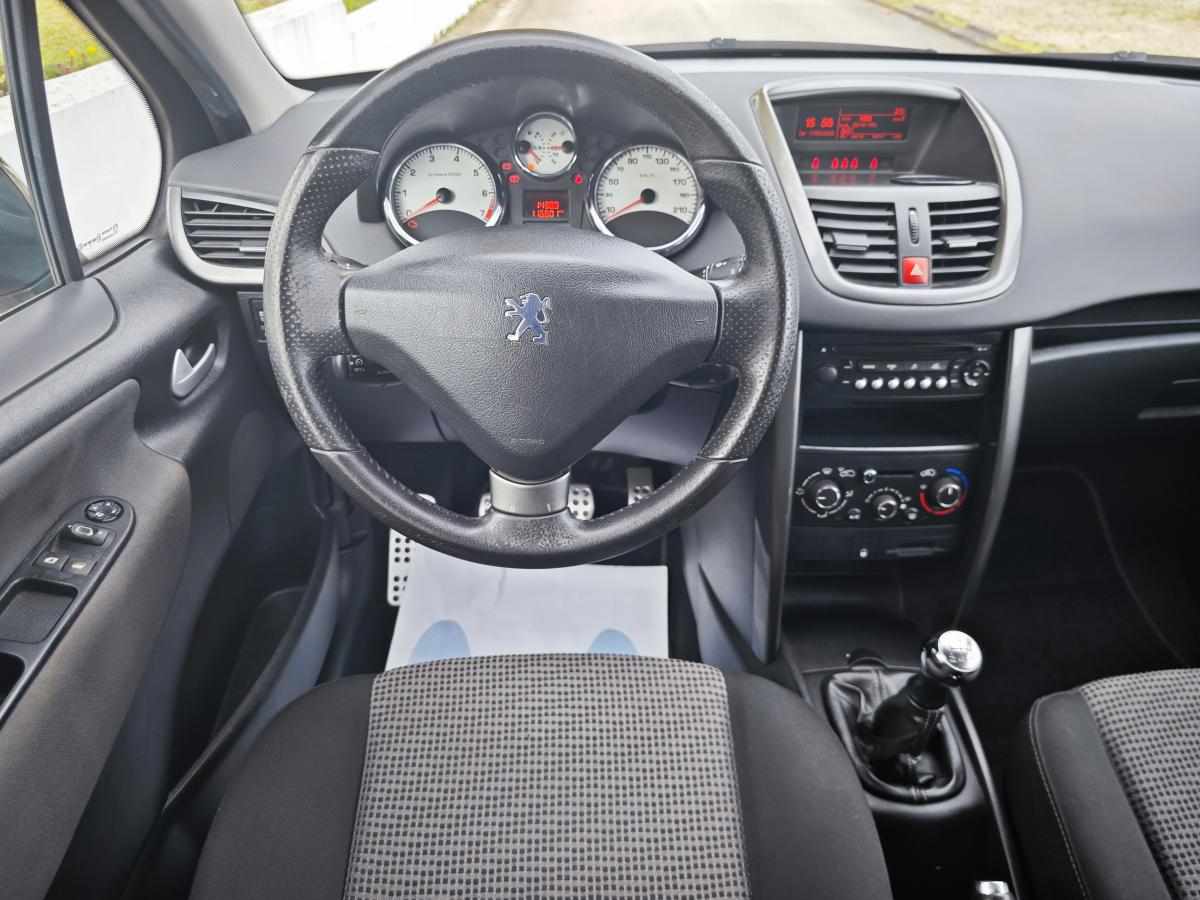peugeot-207-1-4-vti-2011-gasolina-1397cc