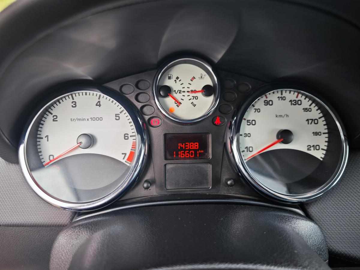 peugeot-207-1-4-vti-2011-gasolina-1397cc