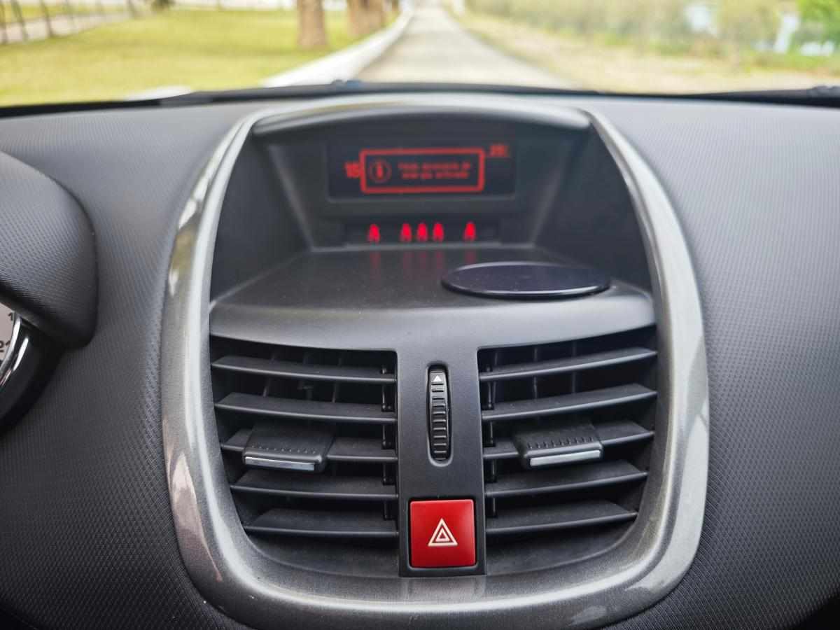 peugeot-207-1-4-vti-2011-gasolina-1397cc