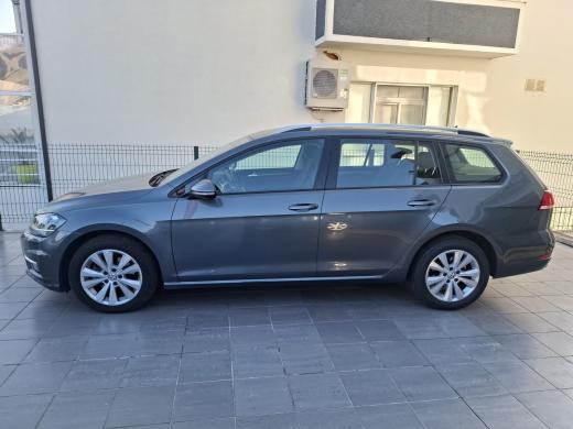 volkswagen-golf-variant-2018-diesel-1598cc