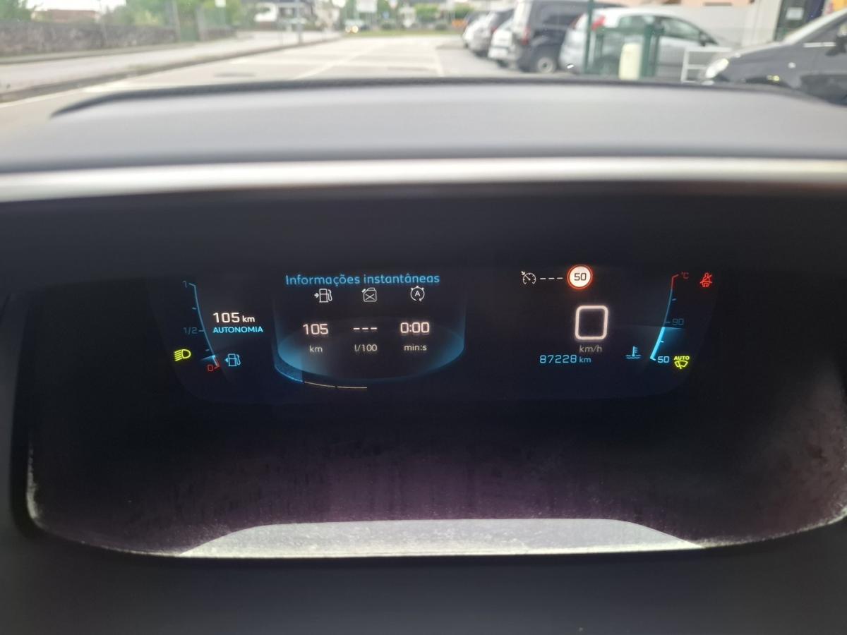 peugeot-2008-2020-gasolina-1199cc
