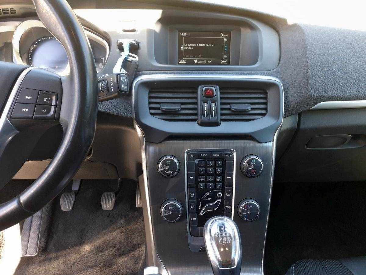 volvo-v40-2013-diesel-1560cc