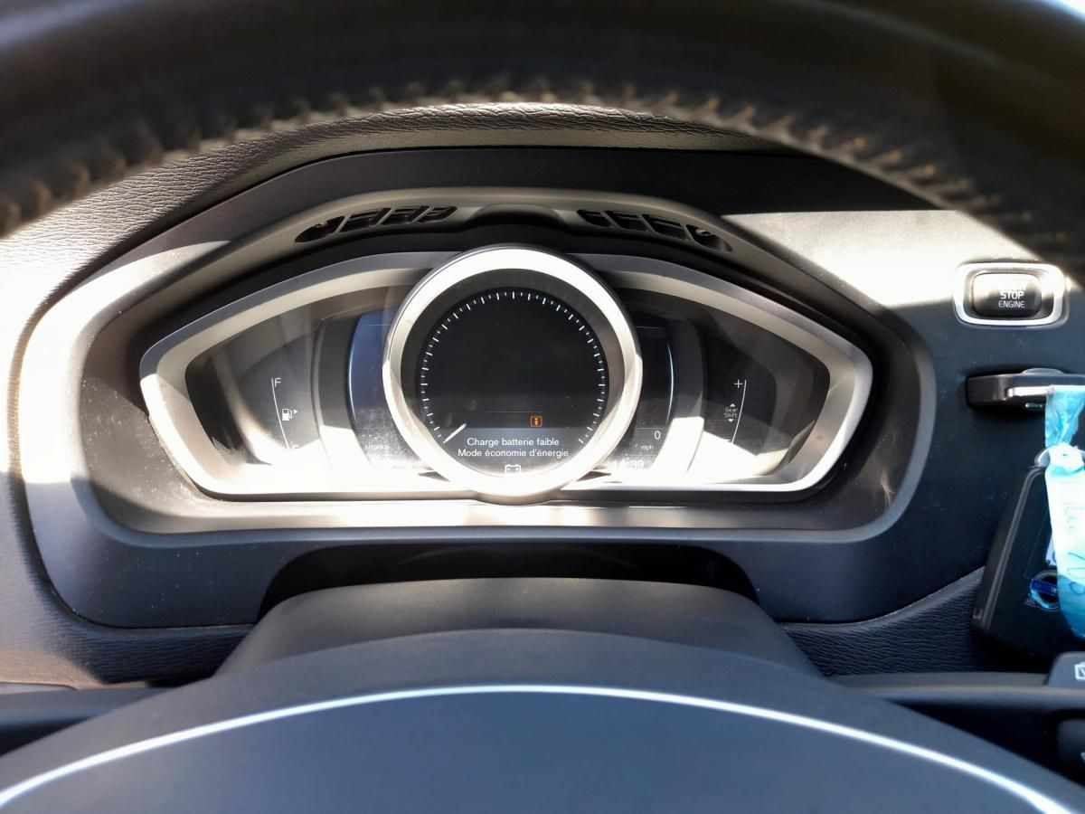 volvo-v40-2013-diesel-1560cc