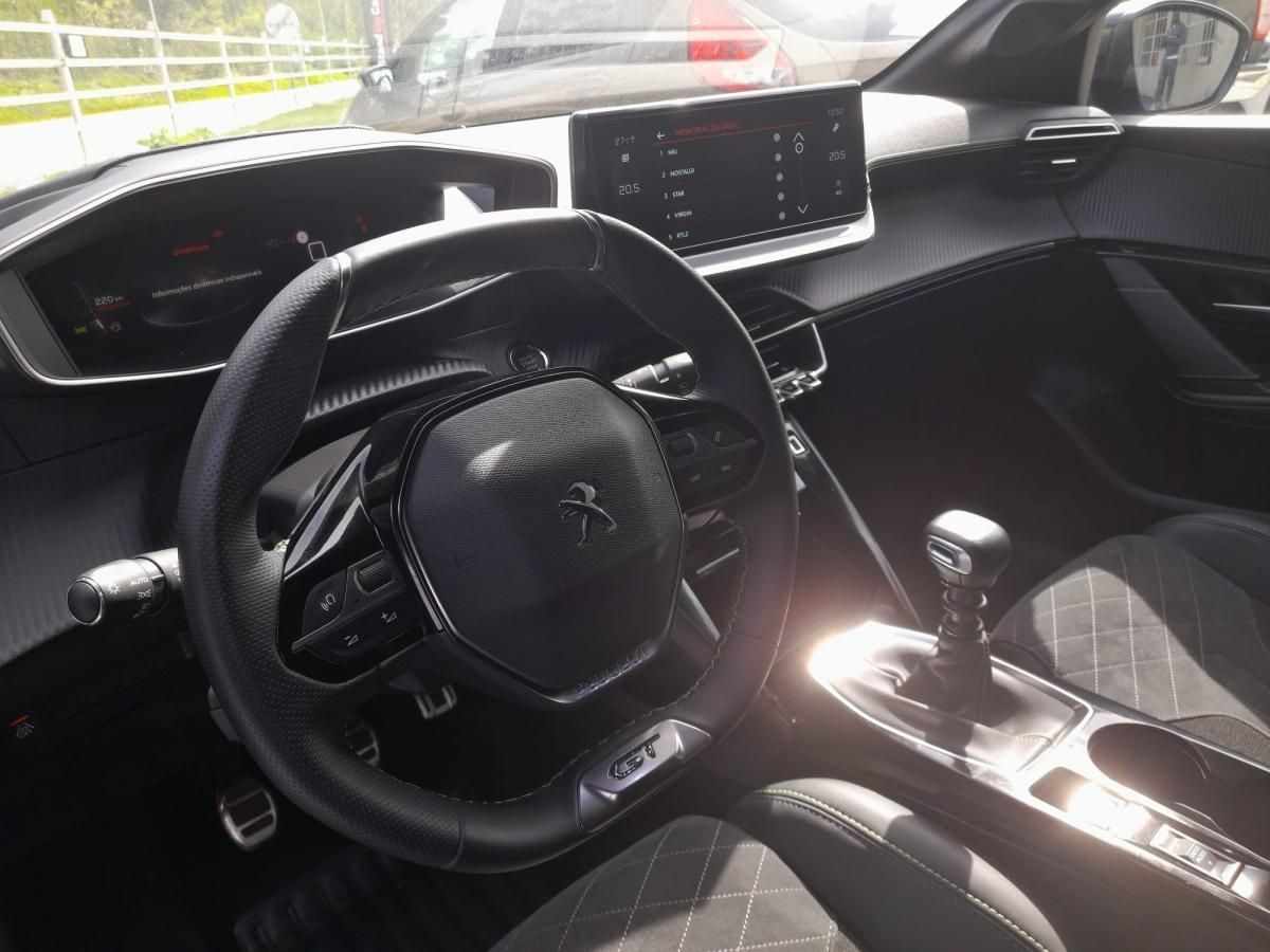 peugeot-208-2021-gasolina-1199cc