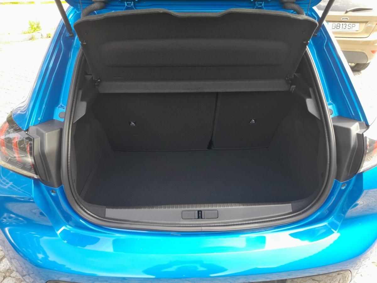 peugeot-208-2021-gasolina-1199cc