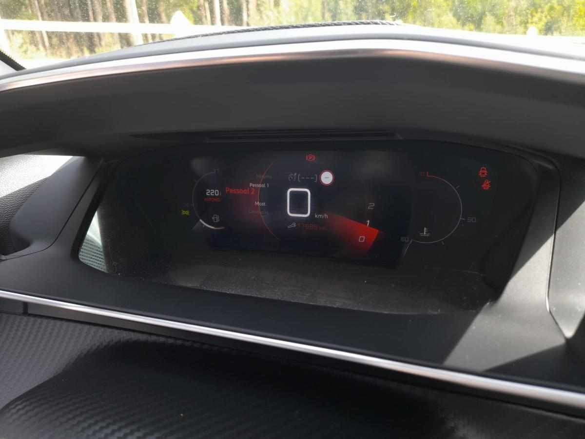 peugeot-208-2021-gasolina-1199cc