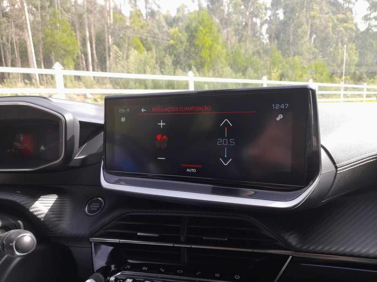 peugeot-208-2021-gasolina-1199cc