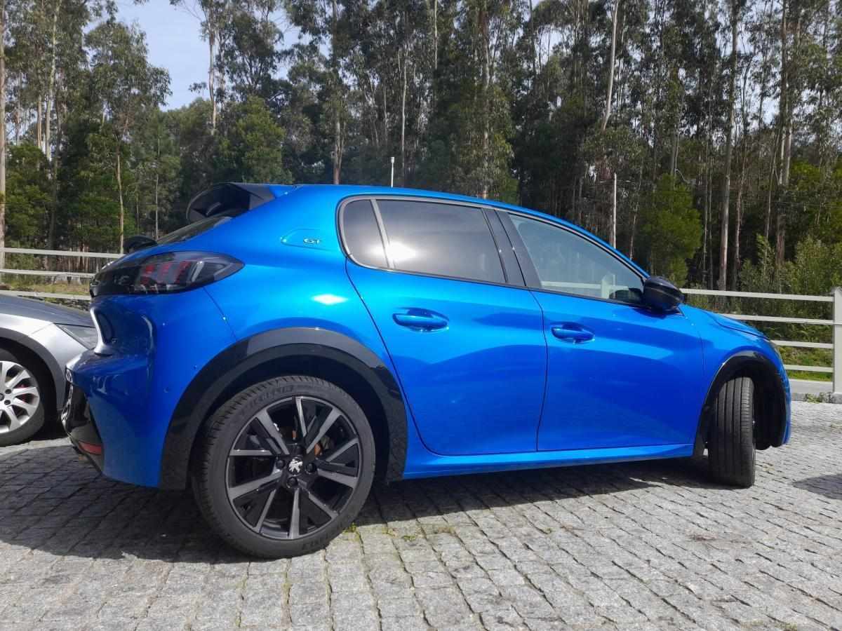 peugeot-208-2021-gasolina-1199cc
