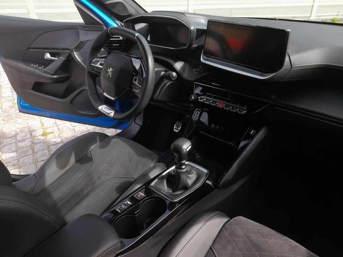 peugeot-208-2021-gasolina-1199cc