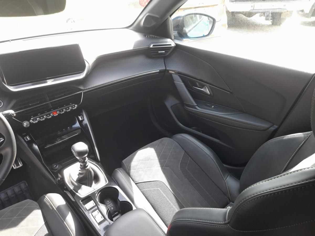 peugeot-208-2021-gasolina-1199cc