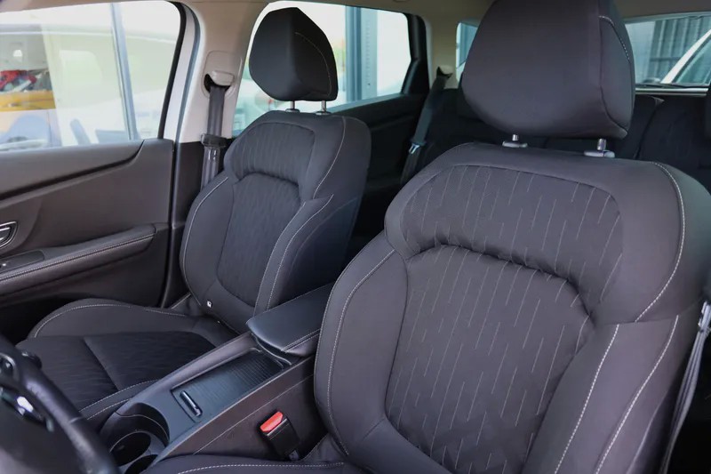 renault-scenic-2019-diesel-1750cc