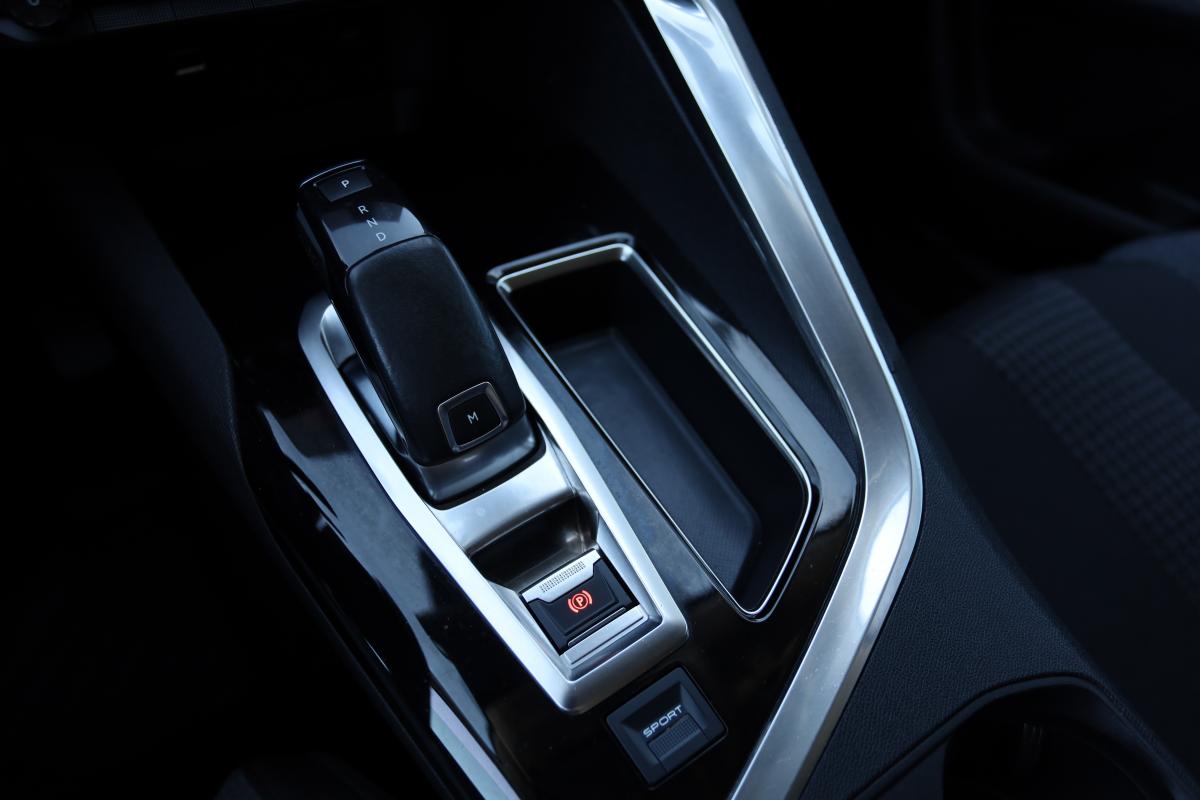 peugeot-3008-2018-diesel-1560cc