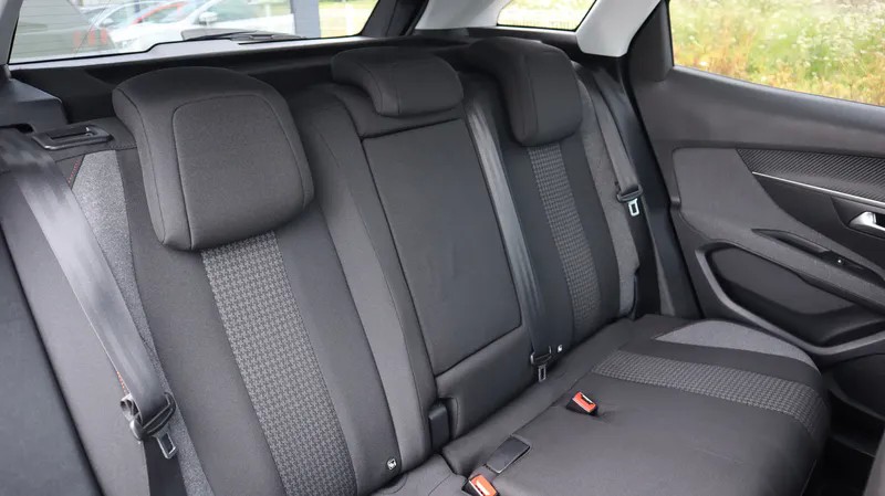 peugeot-3008-2017-diesel-1560cc