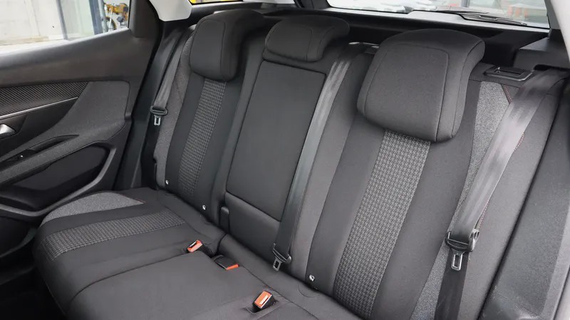 peugeot-3008-2017-diesel-1560cc