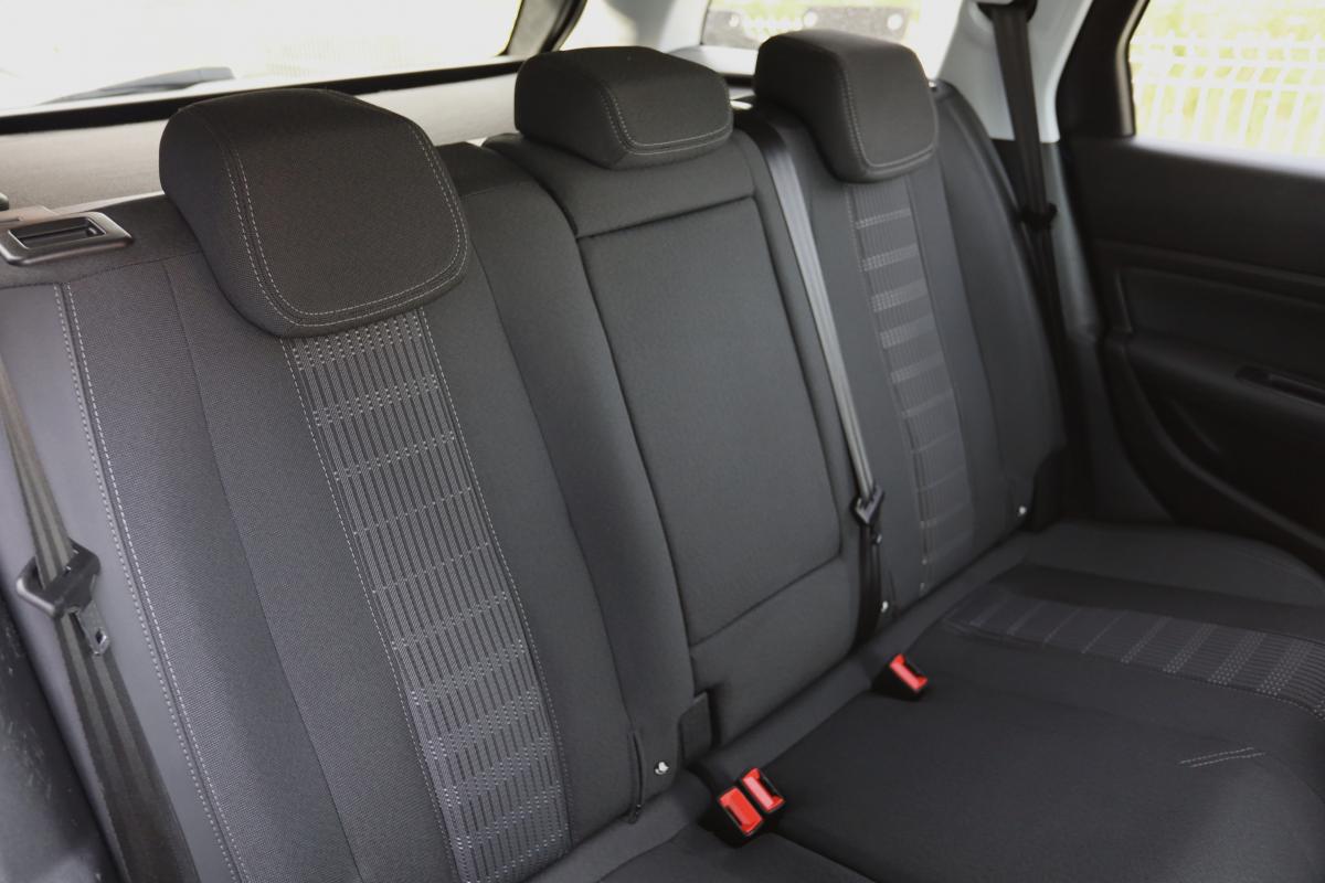 peugeot-308-sw-2018-diesel-1499cc