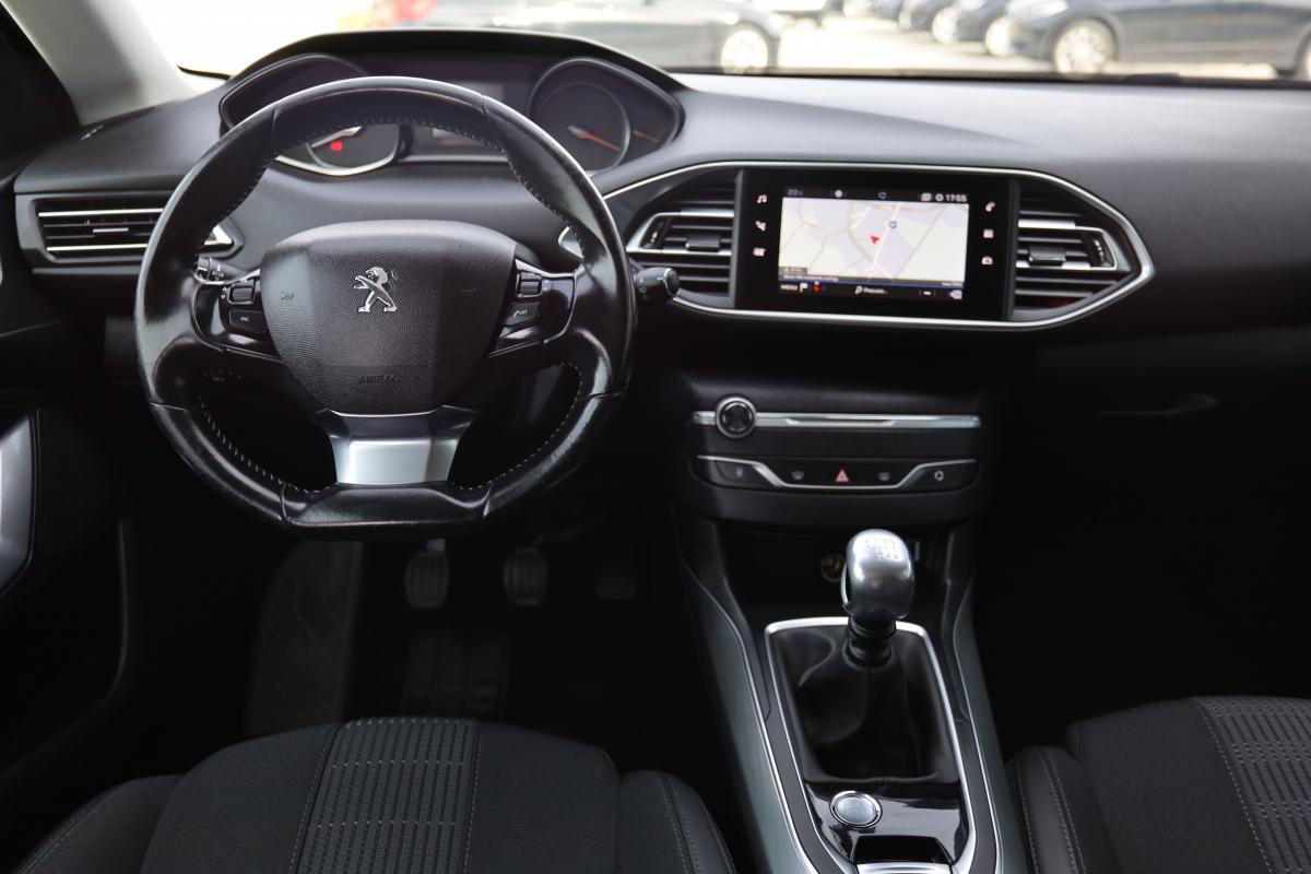 peugeot-308-sw-2018-diesel-1499cc
