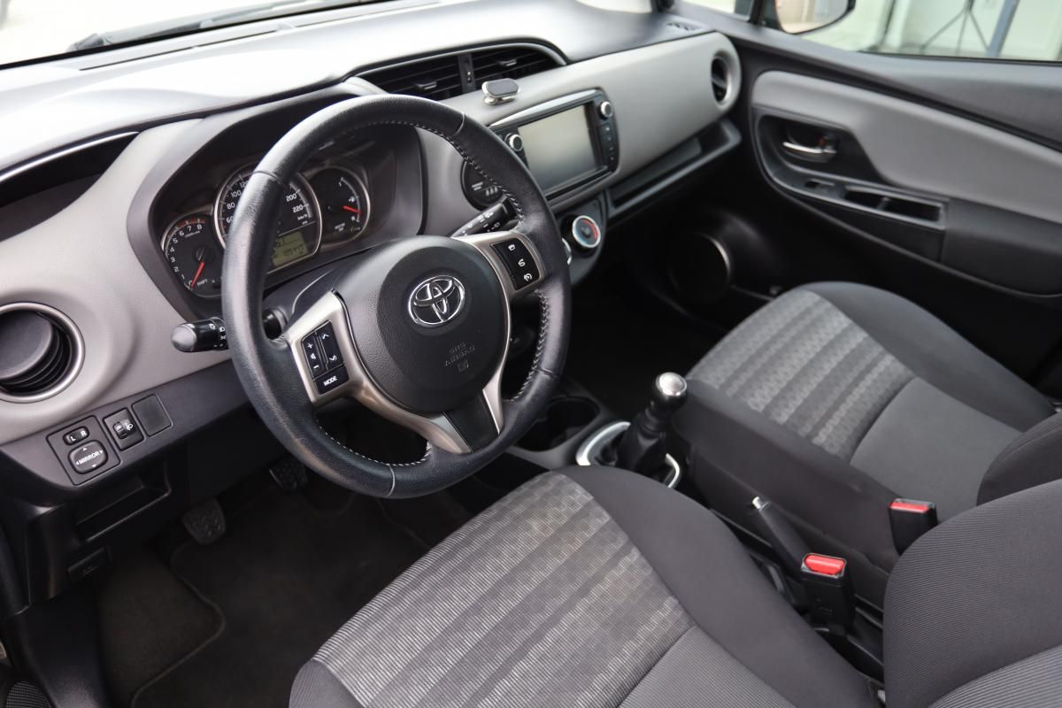 toyota-yaris-2016-gasolina-998cc