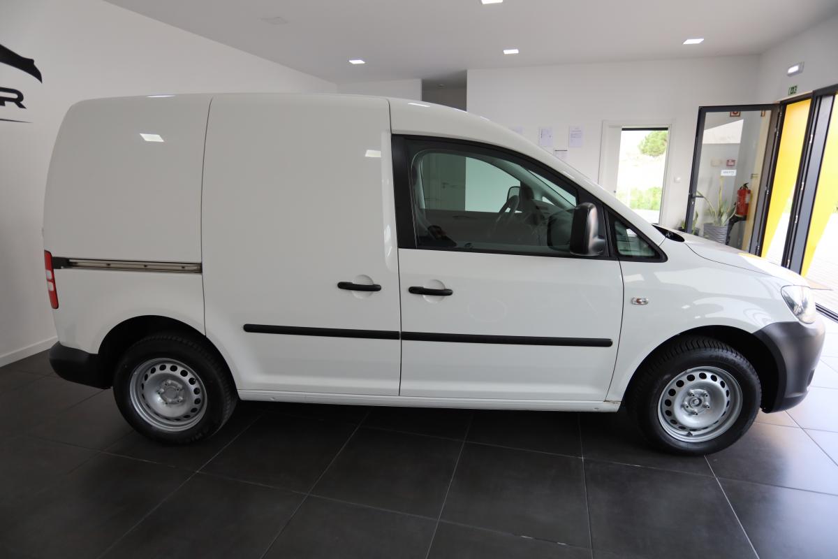 volkswagen-caddy-2015-diesel-1598cc