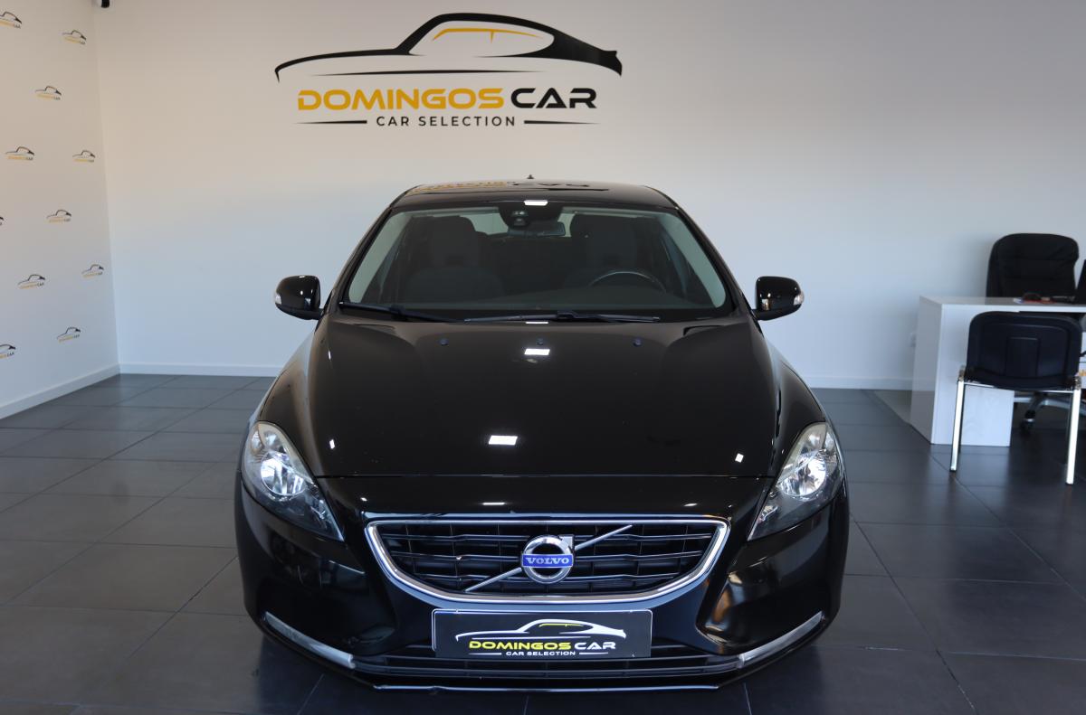 volvo-v40-2016-diesel-1969cc