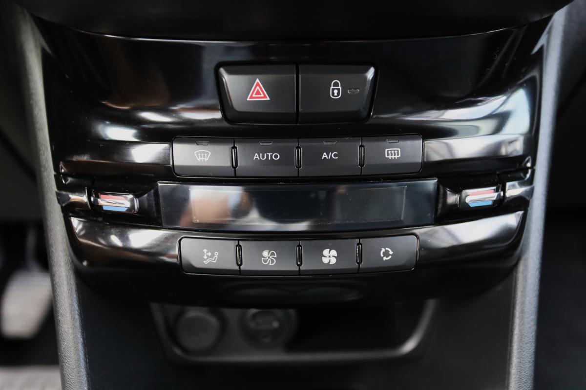 peugeot-2008-2016-diesel-1560cc