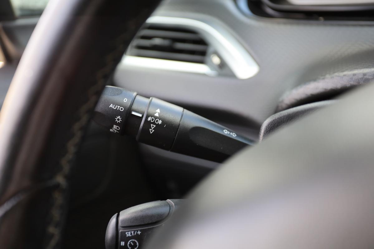 peugeot-2008-2016-diesel-1560cc