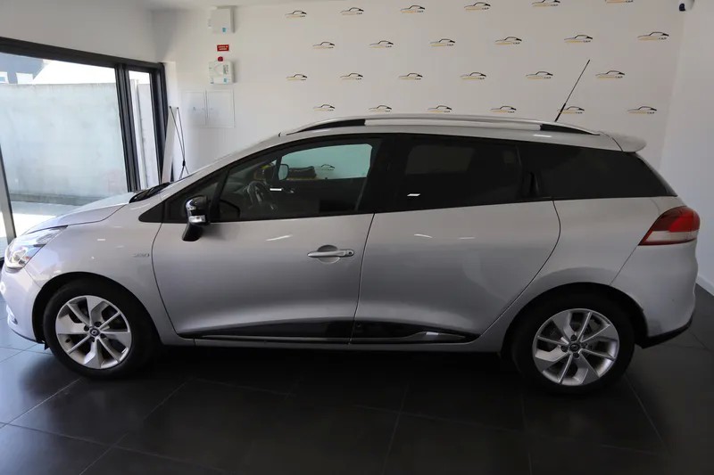 renault-clio-sport-tourer-2017-diesel-1461cc