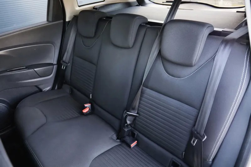 renault-clio-sport-tourer-2017-diesel-1461cc