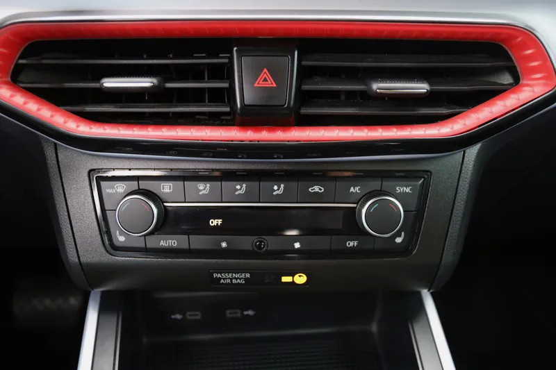 seat-arona-2023-gasolina-999cc