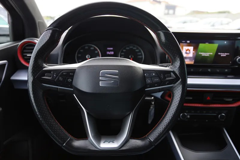 seat-arona-2023-gasolina-999cc