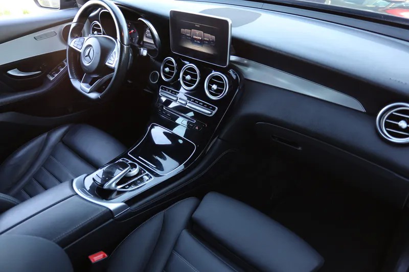 mercedes-benz-glc-2018-diesel-2143cc