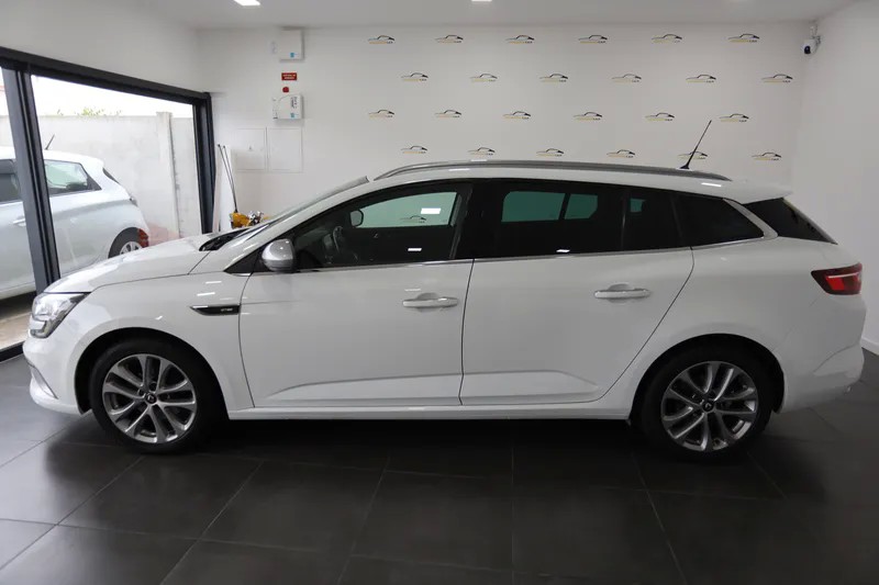 renault-megane-sport-tourer-2019-diesel-1461cc