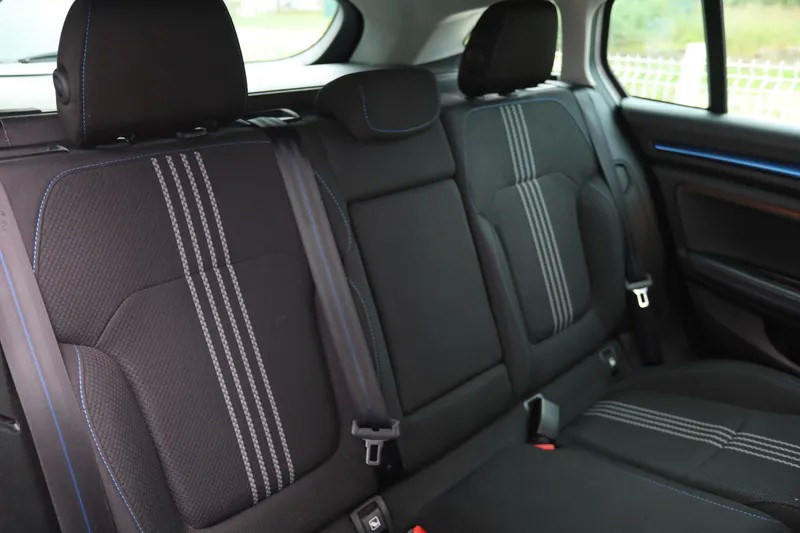renault-megane-sport-tourer-2019-diesel-1461cc