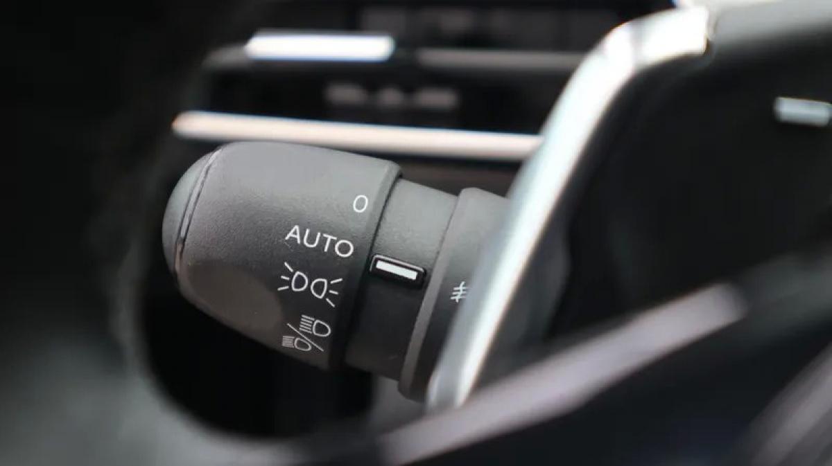 peugeot-3008-2018-diesel-1560cc