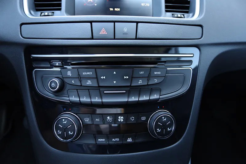 peugeot-508-sw-2014-diesel-1560cc