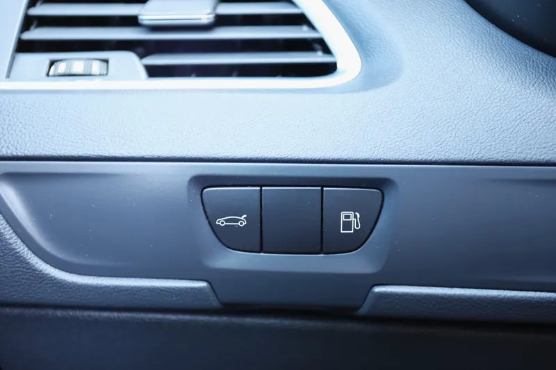 peugeot-508-sw-2014-diesel-1560cc
